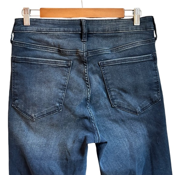 NWT Old Navy High Rise Rockstar Super Skinny Jeans Women’s SZ 12 Long Dark Wash - Picture 5 of 8
